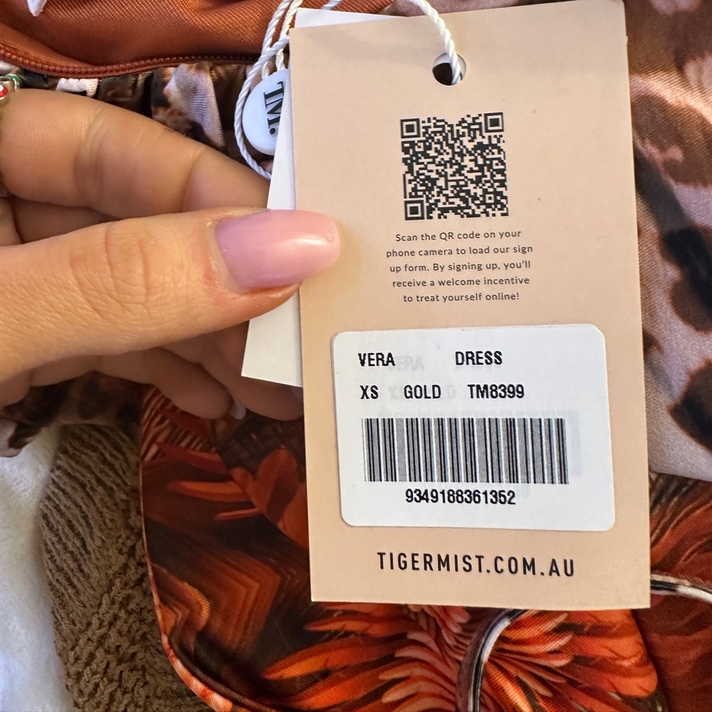 Tiger Mist Vera dress nwt - Picture 4 of 4